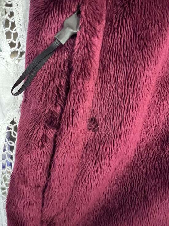 The North Face Women's Osito Full Zip Fleece Jacket in Cordovan - Picture 3 of 11